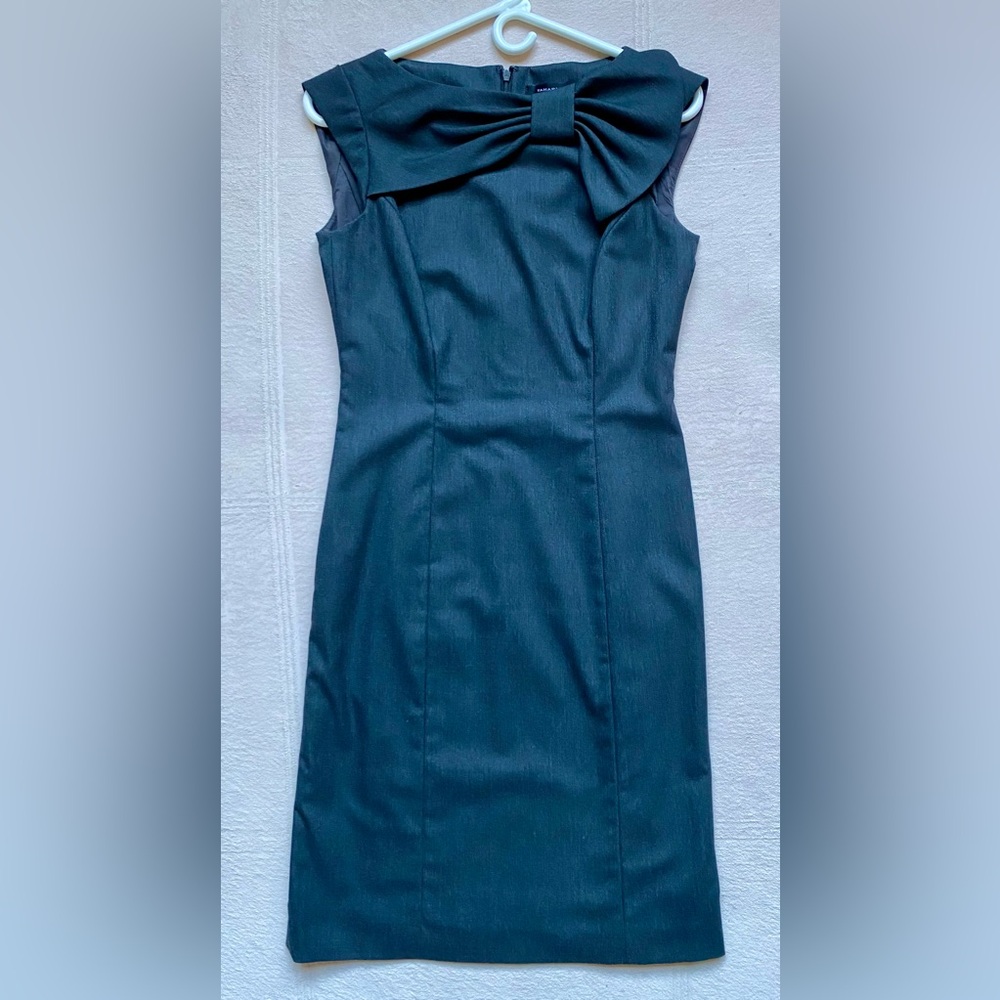 TAHARI Arthur S. Levine Tweed Dress, Size 2, Sleeveless, Work, Charcoal Gray EUC